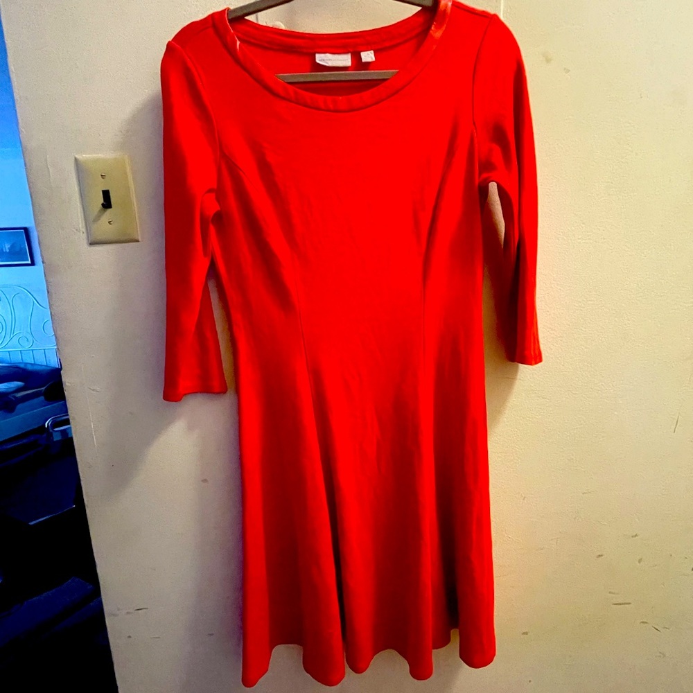 NEW YORK & COMPANY RED FIT & FLARE DRESS - Size Small